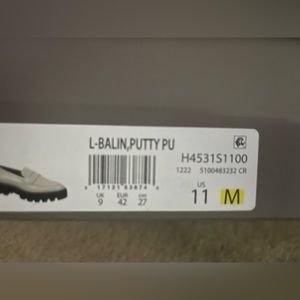 Franco Sarto brand new, never worn cream loafers. Size 11M.